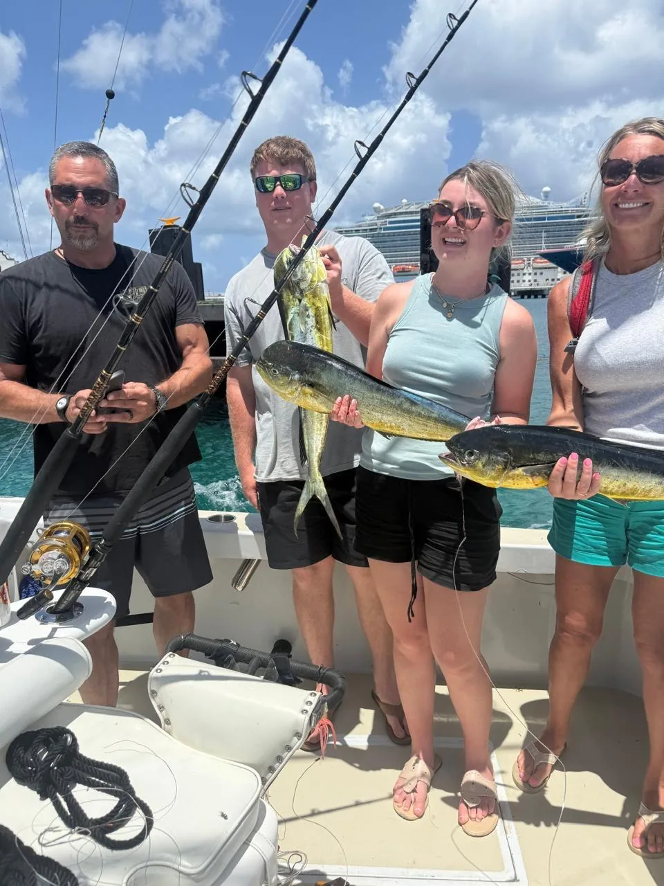 Deep sea fishing charter aboard Sea Candy, Cozumel